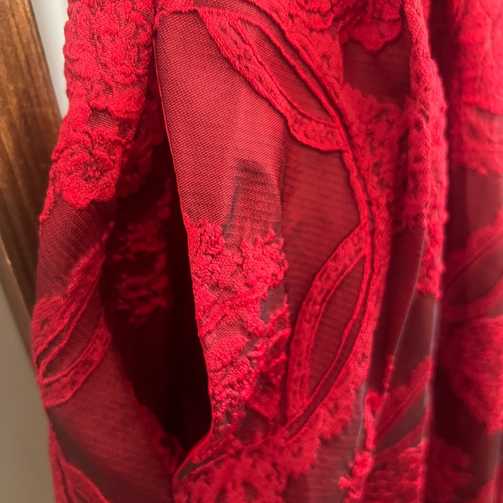 entro Red Strapless Floral Jacquard Cocktail Dress - Picture 3 of 10